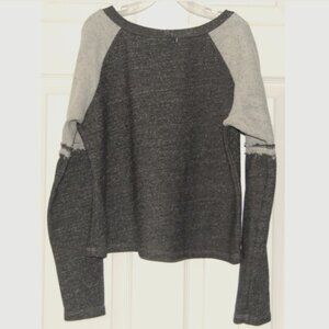 Abree Raglan Sweatshirt Women S, Two-Toned Gray Colorblock